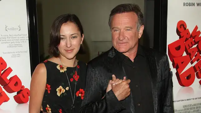 Zelda Williams and Robin Williams in 2009