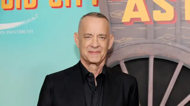 Tom Hanks (the real one)